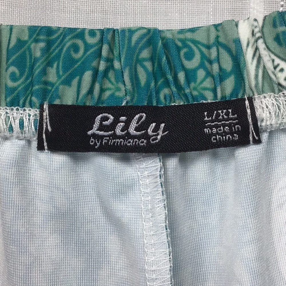 🐘 LILY by Firmiana Teal White Graphic Elephants Design Leggings Sz. L/XL NWOT - Picture 3 of 7